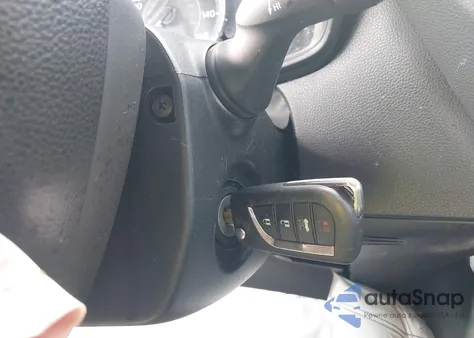 2021 Toyota Corolla Le z USA, uszkodzony, nr VIN JTDEPMAEXMJ178890